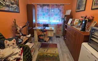 BRASADAS vinde ap 4 cam etaj 8 Centru Nou. - Poză 3