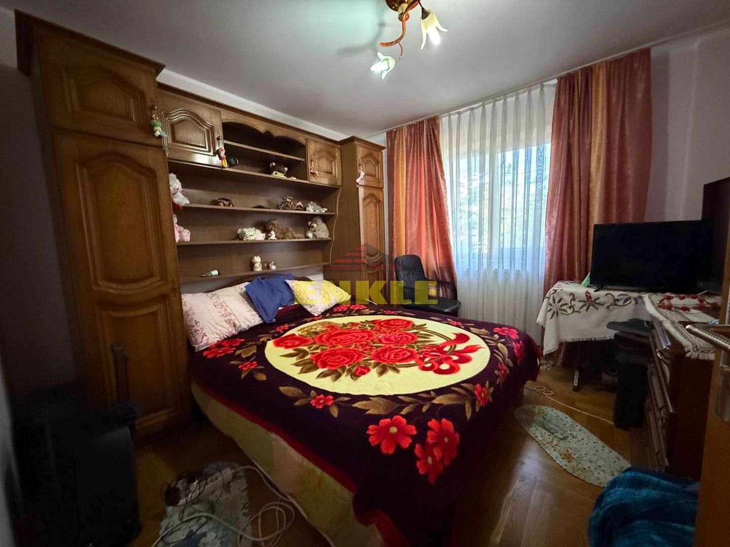 De vânzare apartament cu  3 camere, decomandat, zona Primaverii - Poză 6