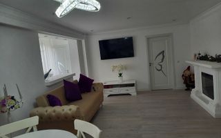 De vânzare un apartament de lux, situat în zona Tudor - Poză 1