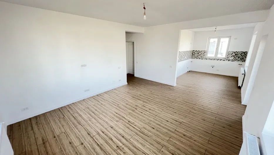 Casa dintre lacuri, Crevedia, cartier nou. - Poză 5