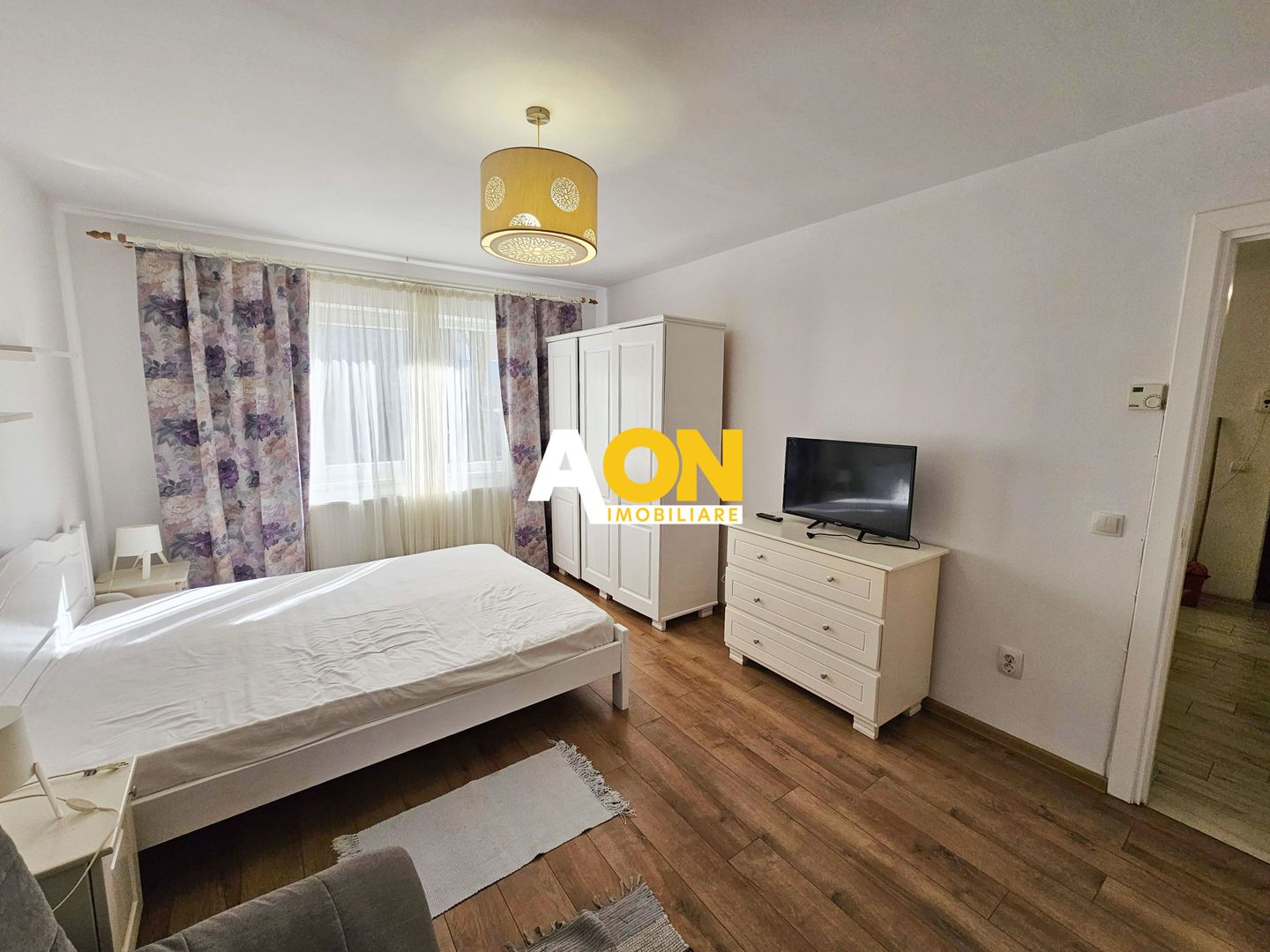 Garsoniera moderna, 30 mp, Cetate, zona Bulevardul Transilvaniei - Poză 2