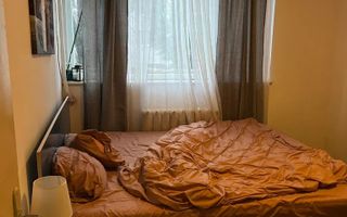 Apartament 2 camere de vanzare  Drumul Taberei - Poză 2