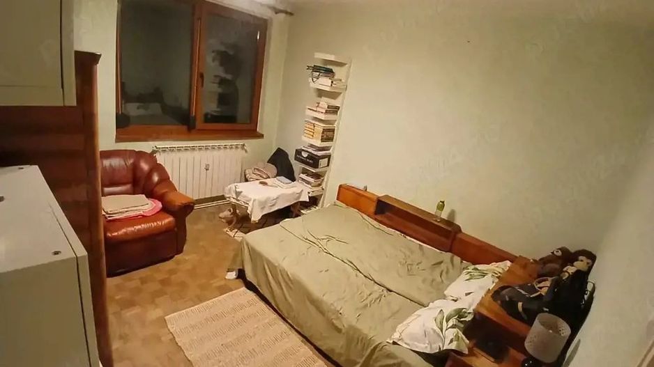 Apartament 4 cam Mazepa 1,et 3 - Poză 2