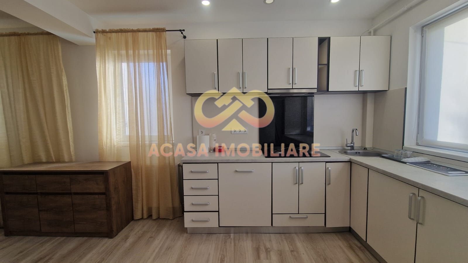 LETCANI CLADIRE DE LOCUIT  APARTAMENT 4 CAMERE si HALA - Poză 8