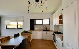 Casa individuala cu 4 camere si 640 mp gradina in Mosnita Noua - Poză 3