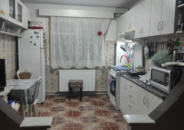 vand apartament 3 camerea - Poză 6
