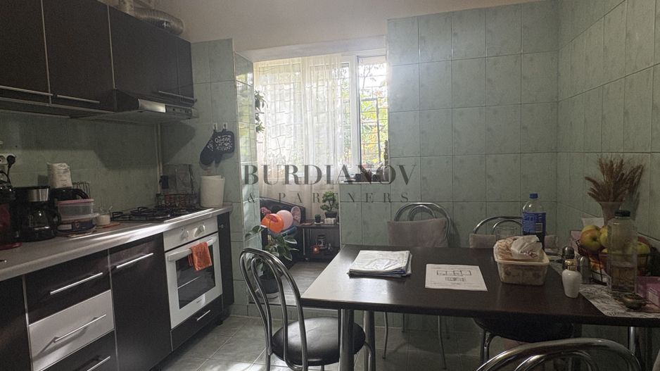 Apartament cu 3 camere de vânzare Dristor / Fizicienilor - Poză 9