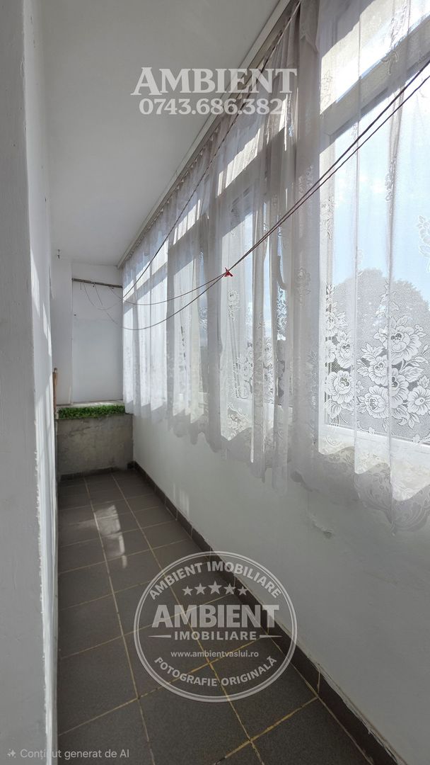 Apartament cu 4 camere + GARSONIERĂ la același etaj – VASLUI, Zona CARTIER - Poză 8