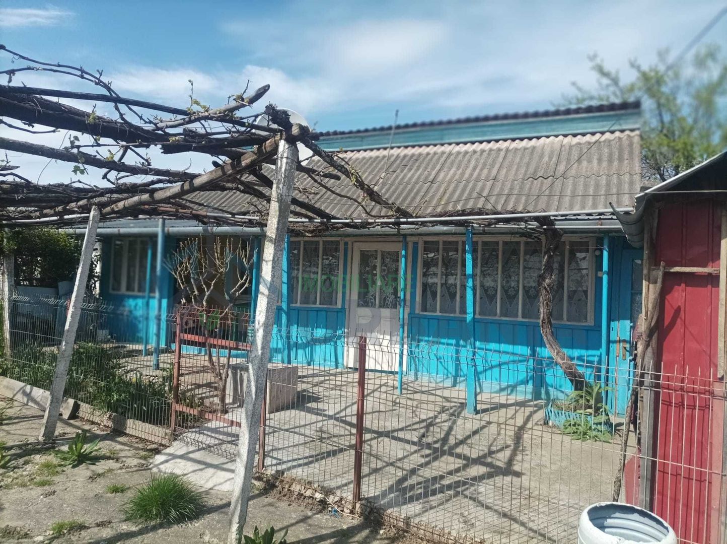 Casă cu grădină, 86 mp, 3 camere, sat Drăgușeni, comuna Scheia, la 35 km de Iași - Poză 4