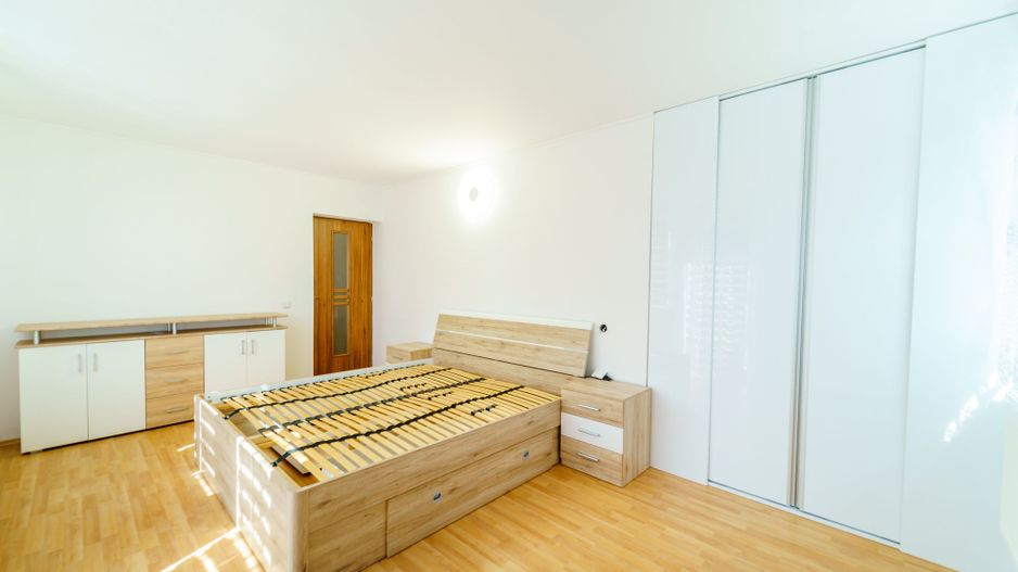Apartament la casă zona Uta - Poză 7