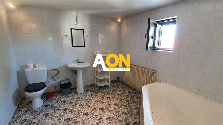 Casa cu 5 camere, 1500 mp teren, Centru. Pretabila pentru muncitori - Poză 17