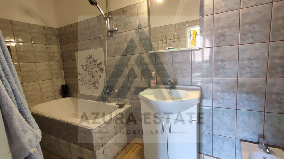 Casa 4 camere 2 bai garaj inchis pivnita si teren 740 mp in Seica Mica - Poză 11