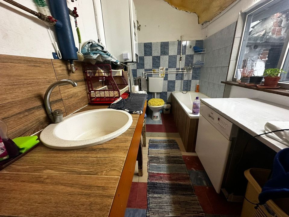 Casa cu teren de 1500 mp, in pitorescul sat Alunis - potrivita pentru duplex - Poză 12