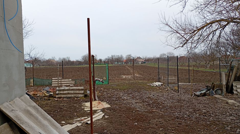 Casa Individuala Suprafete Generoase, Teren Mare, La Rosu - Poză 5