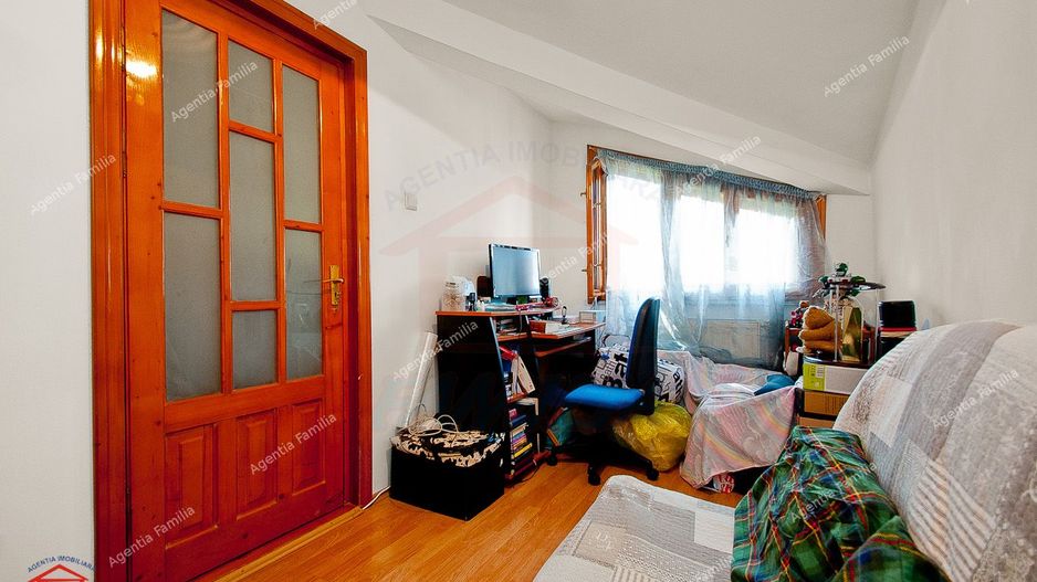 Vila cocheta, situata in centrul istoric al orasului - Poză 11