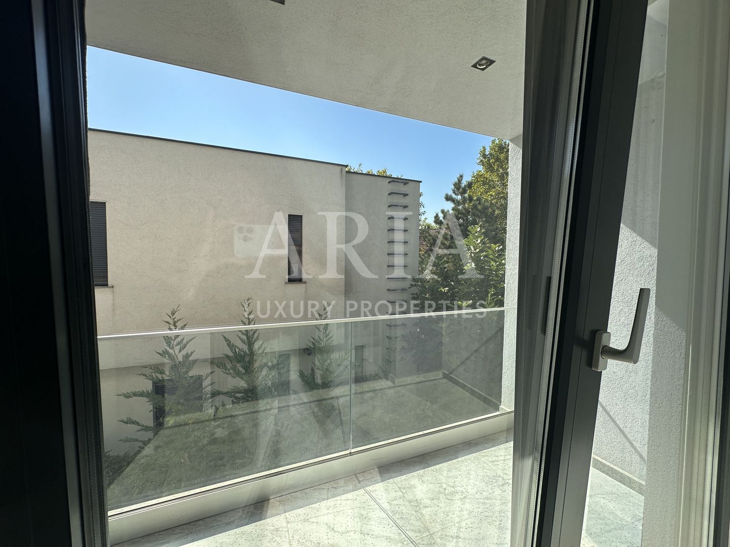 Vila moderna Jolie Ville - Iancu Nicolae - Pipera - Poză 22