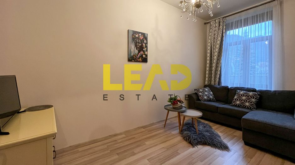 Apartament in casă - zonă centrală! - Poză 4
