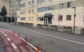 Apartament cu 2 camere, renovat complet, str.Libertății, Moinesti - Poză 16