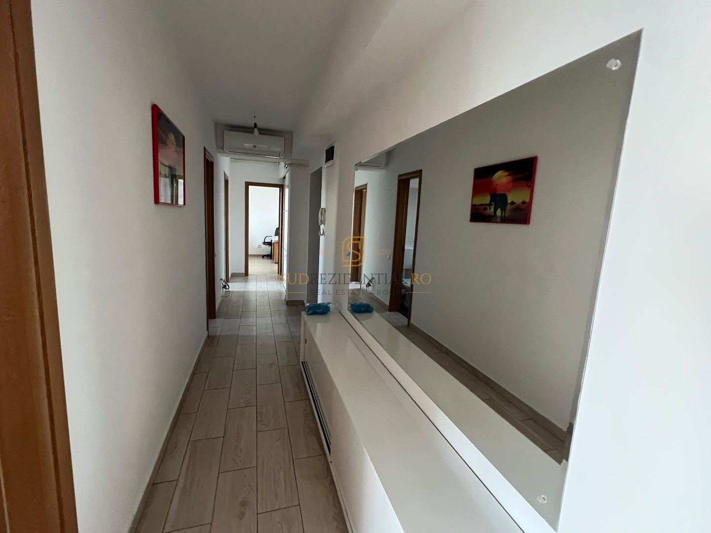 Apartament 3 camere, terasa generoasa, acces metrou Aparatorii Patriei - Poză 5