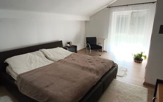 Casă individuală spațioasă cu garaj și curte generoasă – Ghiroda - Poză 5