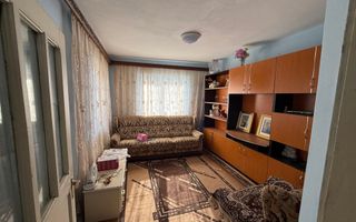 Casa + Teren 1676 Strada Principala Malul Mare - Poză 1