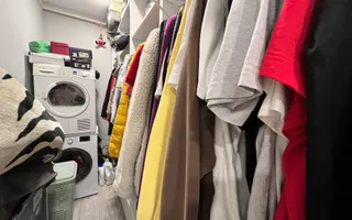 Parcare subterana si supraterana . Etaj 1 cu lift. Pozitie excelenta. - Poză 16
