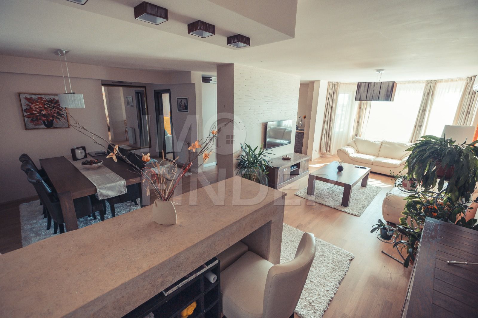 Vanzare 3 camere 120 mp, Europa, totul la cheie - Poză 1