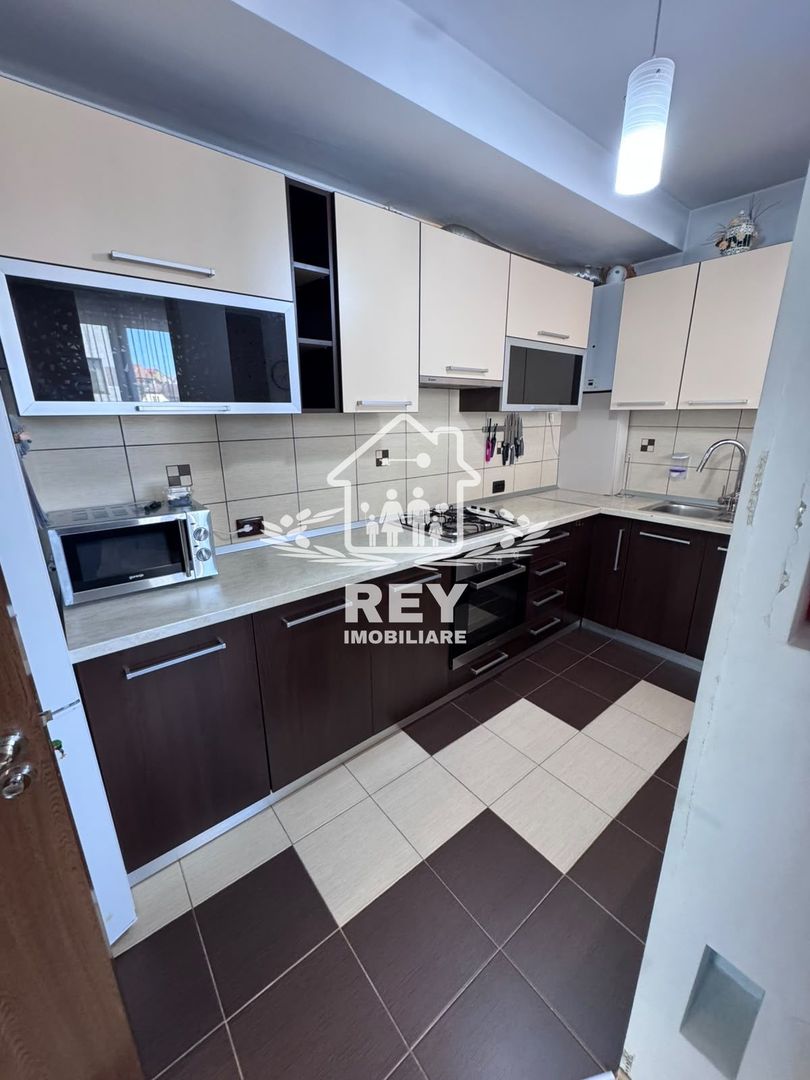 Se vinde apartament 3 camere,etaj 1/Turnișor/Sos. Alba Iulia/Curte Int - Poză 9