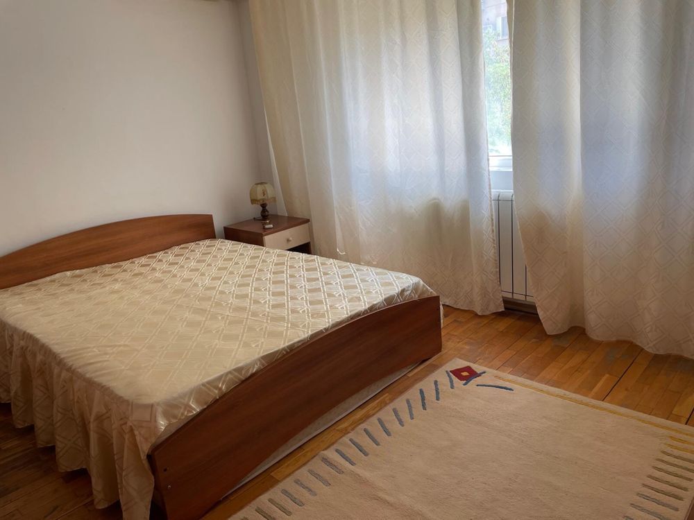 De inchiriat apartament 2 camere zona Nerva Traian - Poză 5