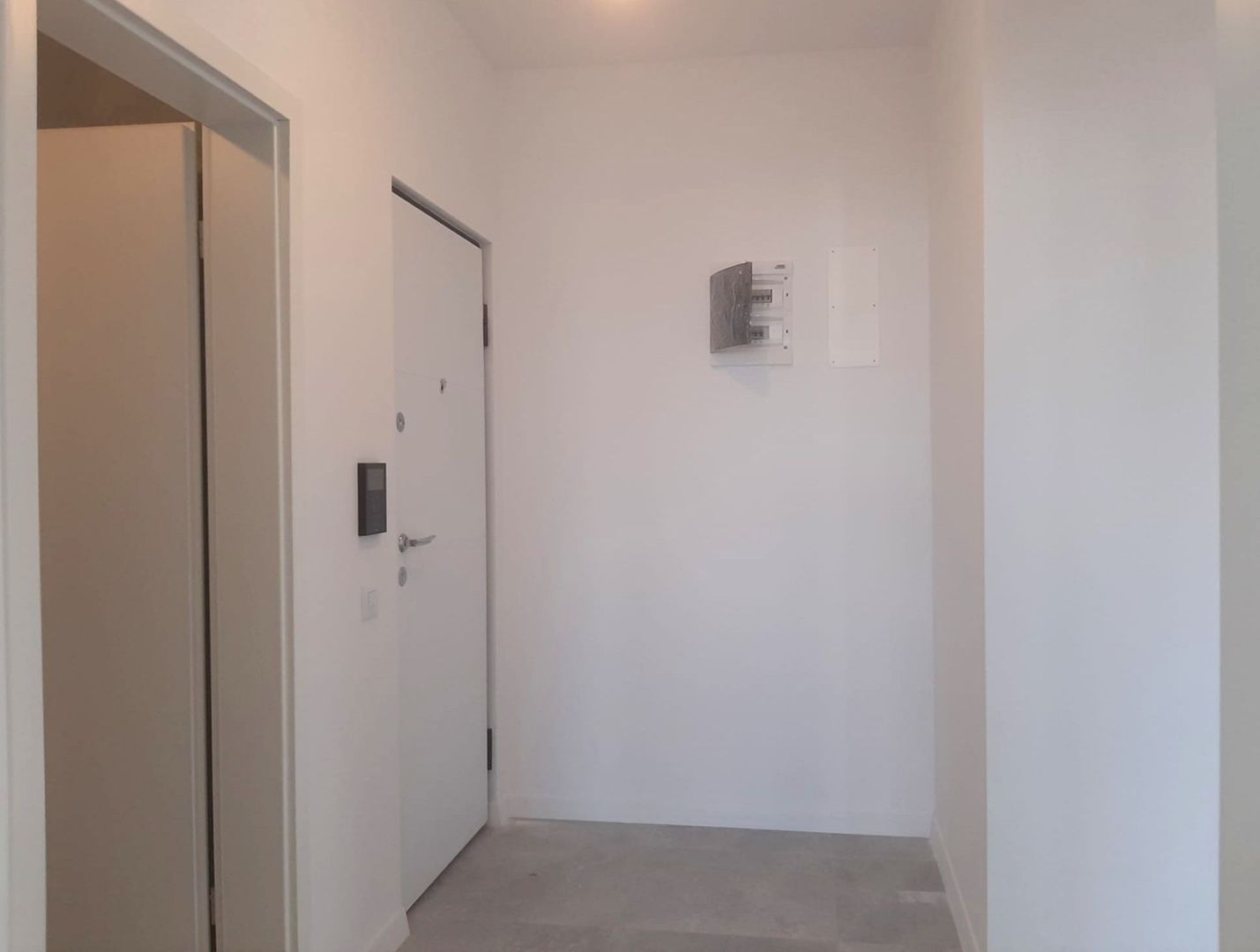 Un Apartament Pentru O Viață Bună  Coresi  2025 - Poză 21