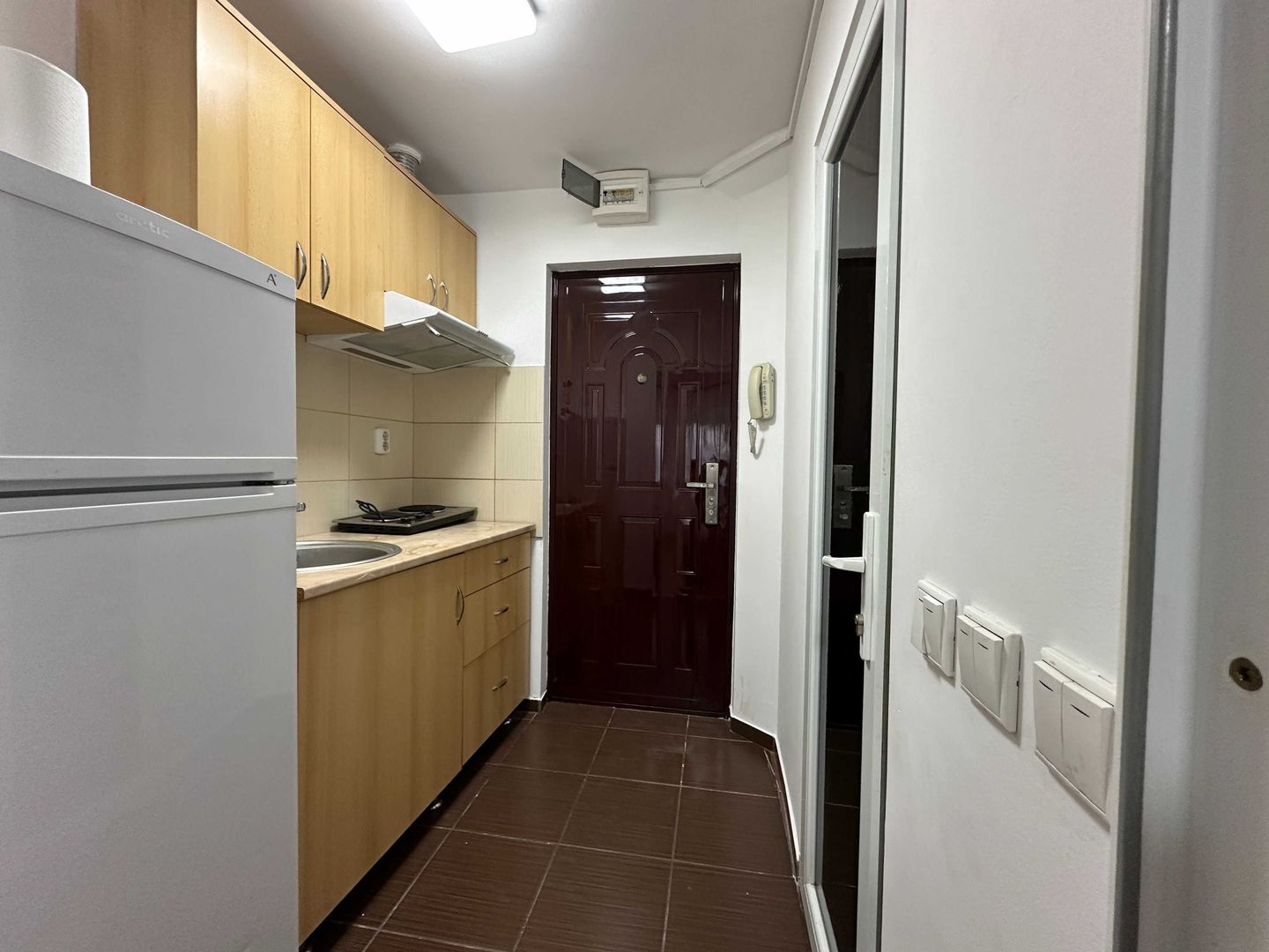 Soarelui | 1 Camera | Disponibila imediat | Centrala proprie | Renovata complet - Poză 4