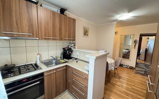 Vindem apartamen 3 camere,  Marasti - Dambovitei - Poză 1