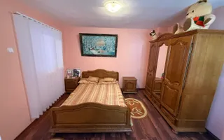 Vila S+P+1,+ garaj inchis + terasa si teren intravilan 6300 mp - Poză 14