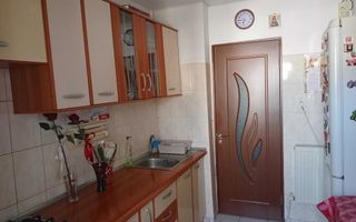 Apartament 3 camere decomandat, mobilat și utilat, Nicolina 1, Iași - Poză 3