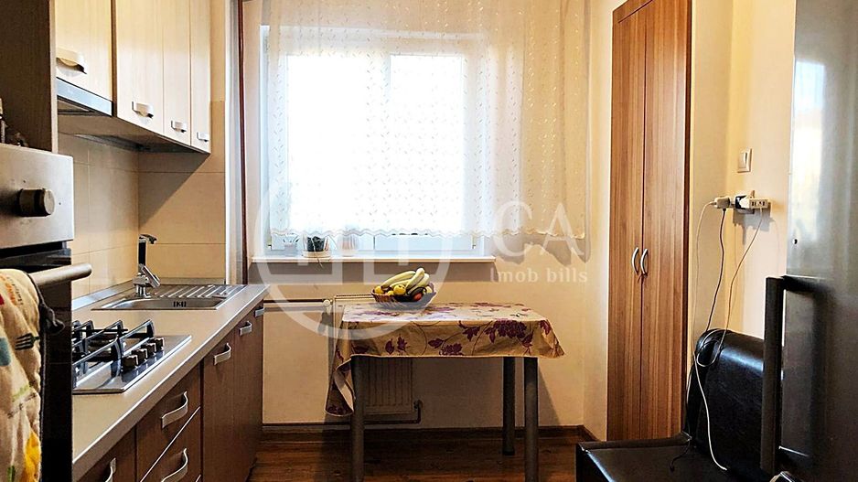 Apartament de inchiriat cu 3 camere in zona Nufarul, Oradea - Poză 8