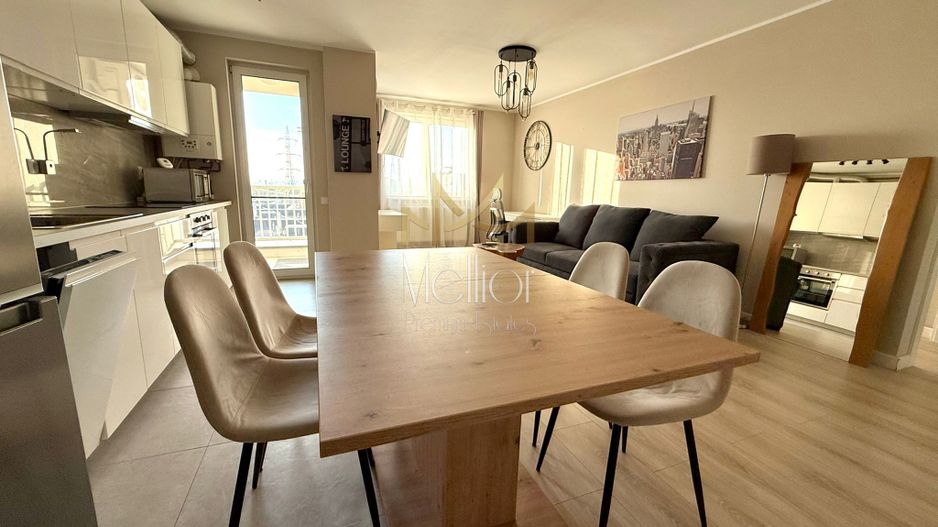 Apartament semidecomandat 2 camere - Poză 1