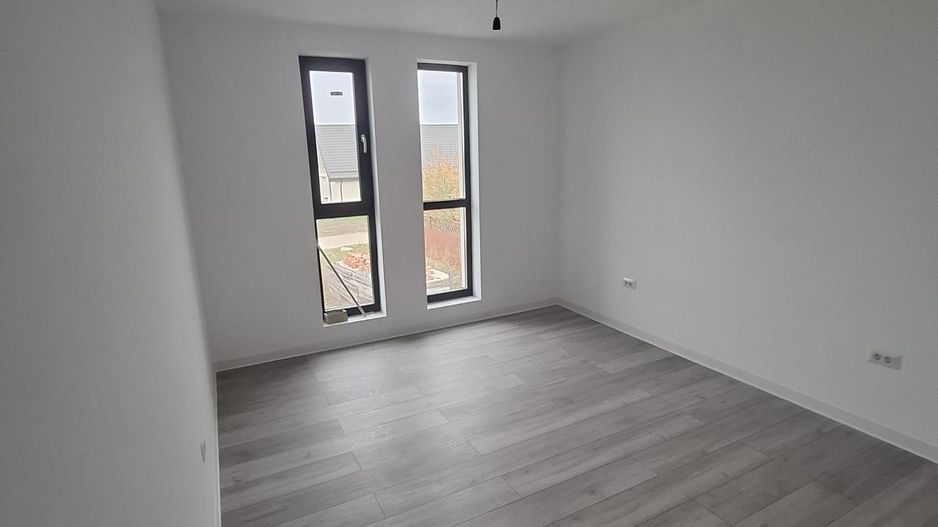 Casa 4 camere Comuna Berceni / Primaverii - Poză 13