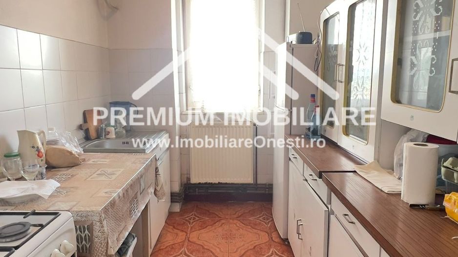 Apartament cu 3 camere decomandat - Poză 6
