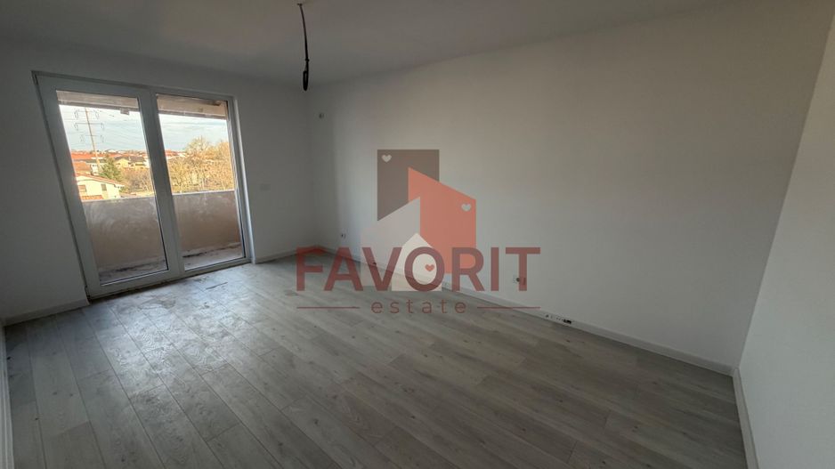 Decomandat. Disponibil imediat. Strada asfaltata - Poză 2