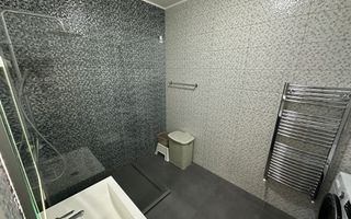 Apartament cu 2 camere, 52mp , terasa 25mp , Zona Centrala - Poză 9