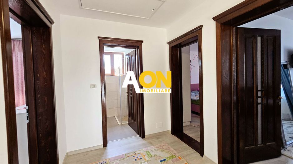 1/2 Duplex mobilat, utilat, 4 camere, pivnita, 200 mp teren - Poză 8