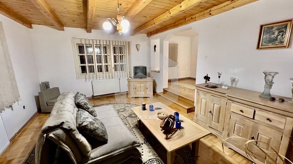 Teren cu livada+ casa de vanzare in Talmacel- 4000 mp - Poză 9