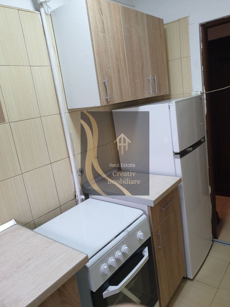 De vanzare apartament 2 camere - Poză 5