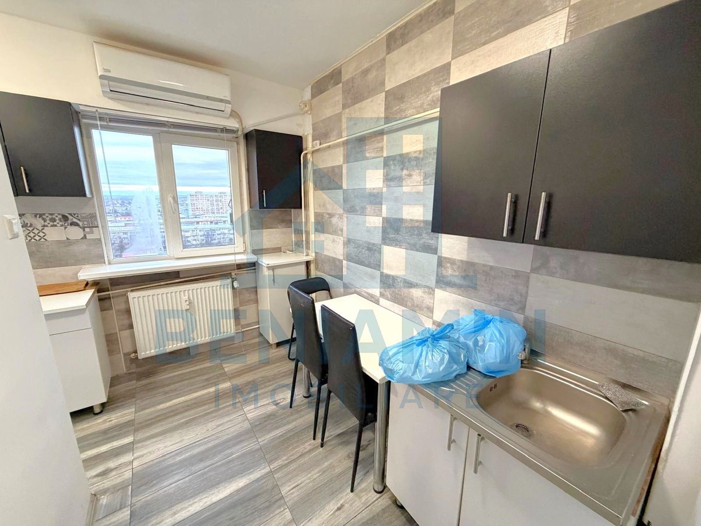 2 Decomandate Mobilat Utilat Calea Bucuresti Rotonda 52mp - Poză 4