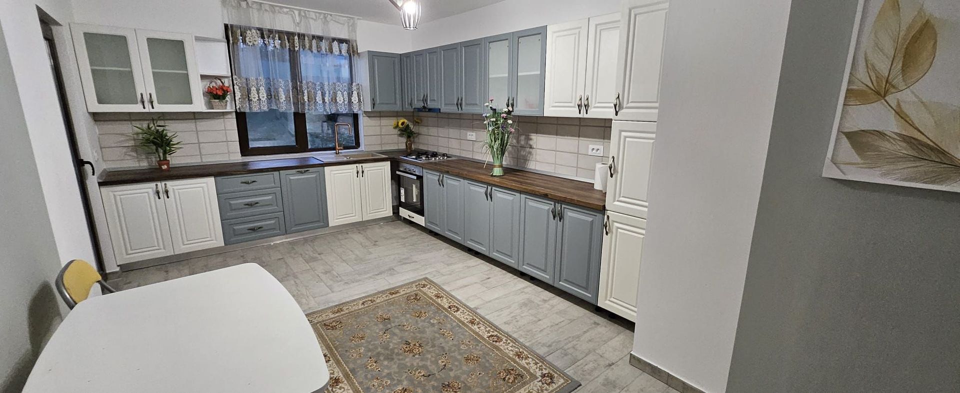 Vila noua, P+1E, mobilata si utilata - zona Bariera Traian - Poză 2