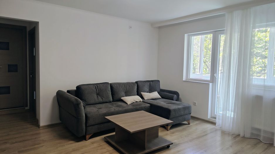 Apartament 3 camere Cantemir , 420 E/luna  negociabil, Comision 50% - Poză 1