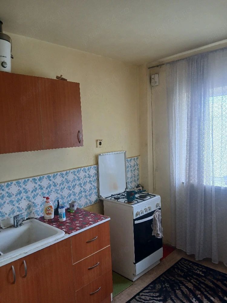Vând apartament 3 camere, Campia Libertatii - Poză 2