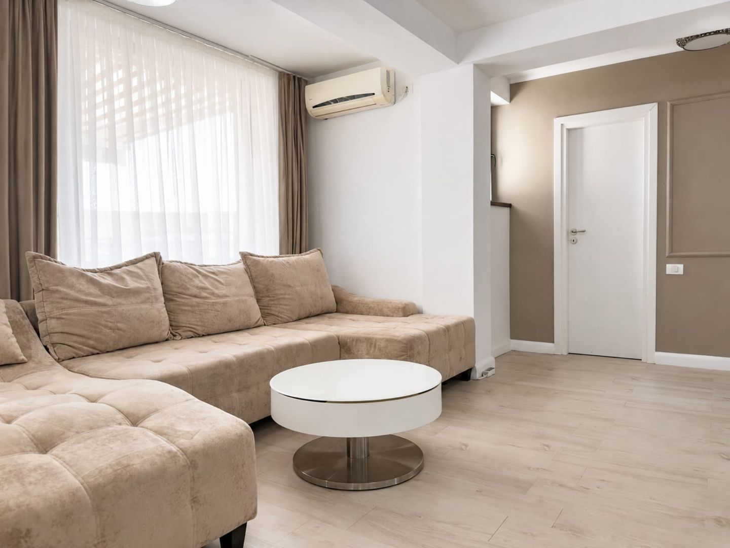 COMPOZITORI - Primo | 3 camere | Terasă 100 mp | Parcare + Boxa | 2014 - Poză 7