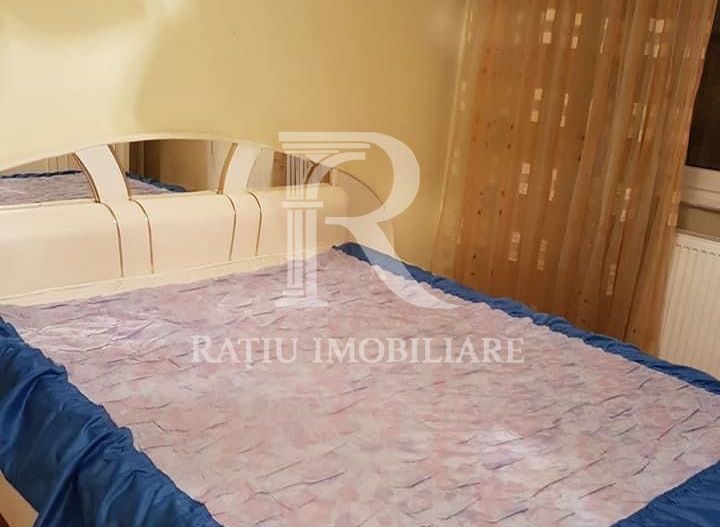 Apartament cu 3 camere | Etaj intermediar | Rogerius | Oradea - Poză 11
