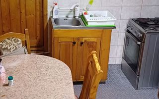 Casă cu teren generos în zona Bulgaria - Poză 2